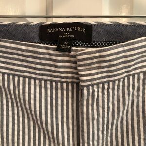 Banana Republic Blue/Gray Seersucker Pants Size 0